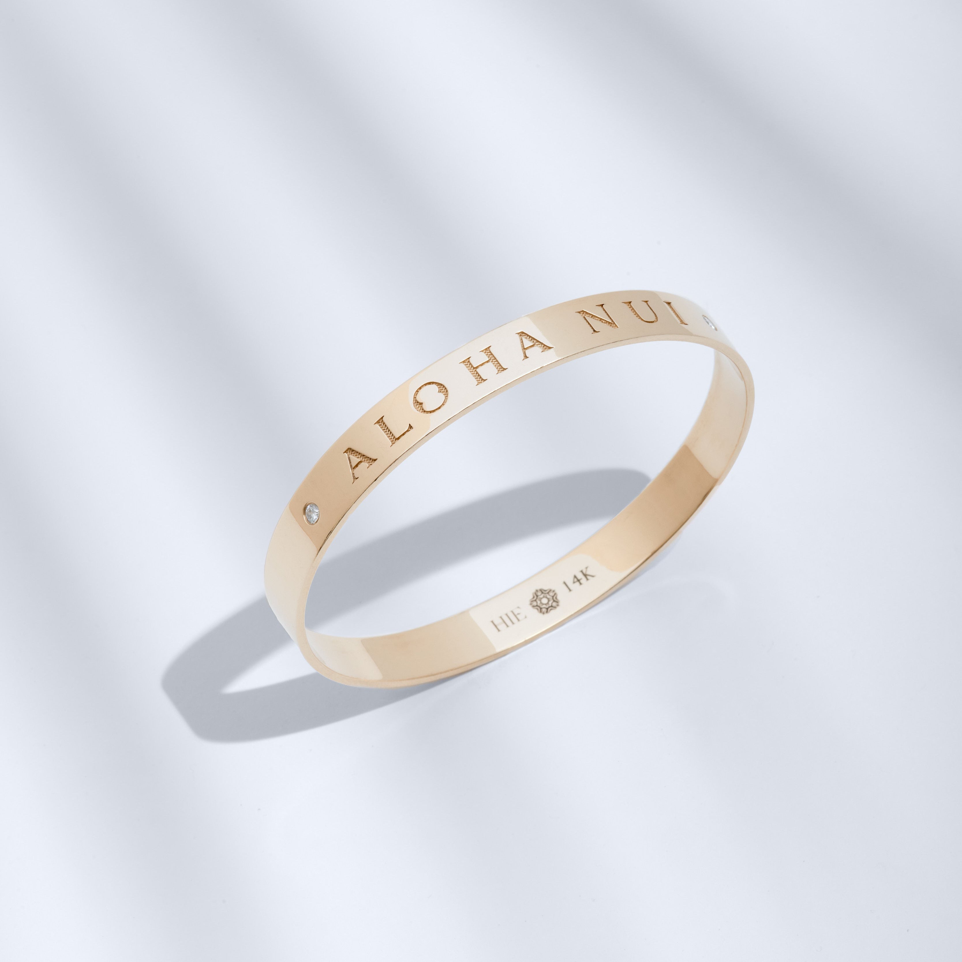 Aloha Nui Bangle with Diamonds アロハ・ヌイ ８ミリ
