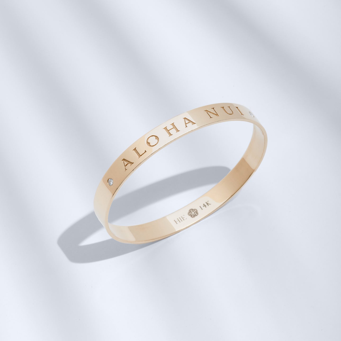Aloha Nui Bangle with Diamonds アロハ・ヌイ ８ミリ