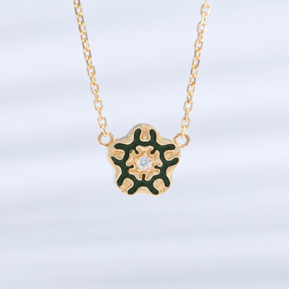 Signature Garden Isle Pendant - XS