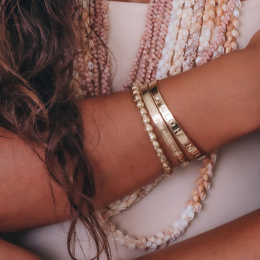 Aloha Nui Bangle with Diamonds アロハ・ヌイ
