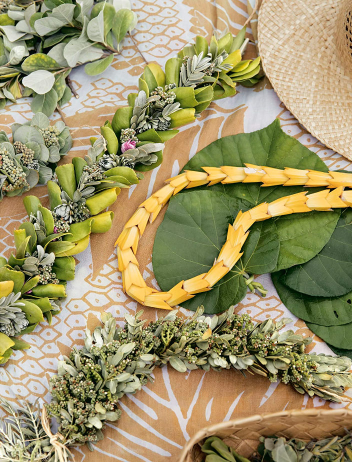 Mele's Book: Lei Aloha